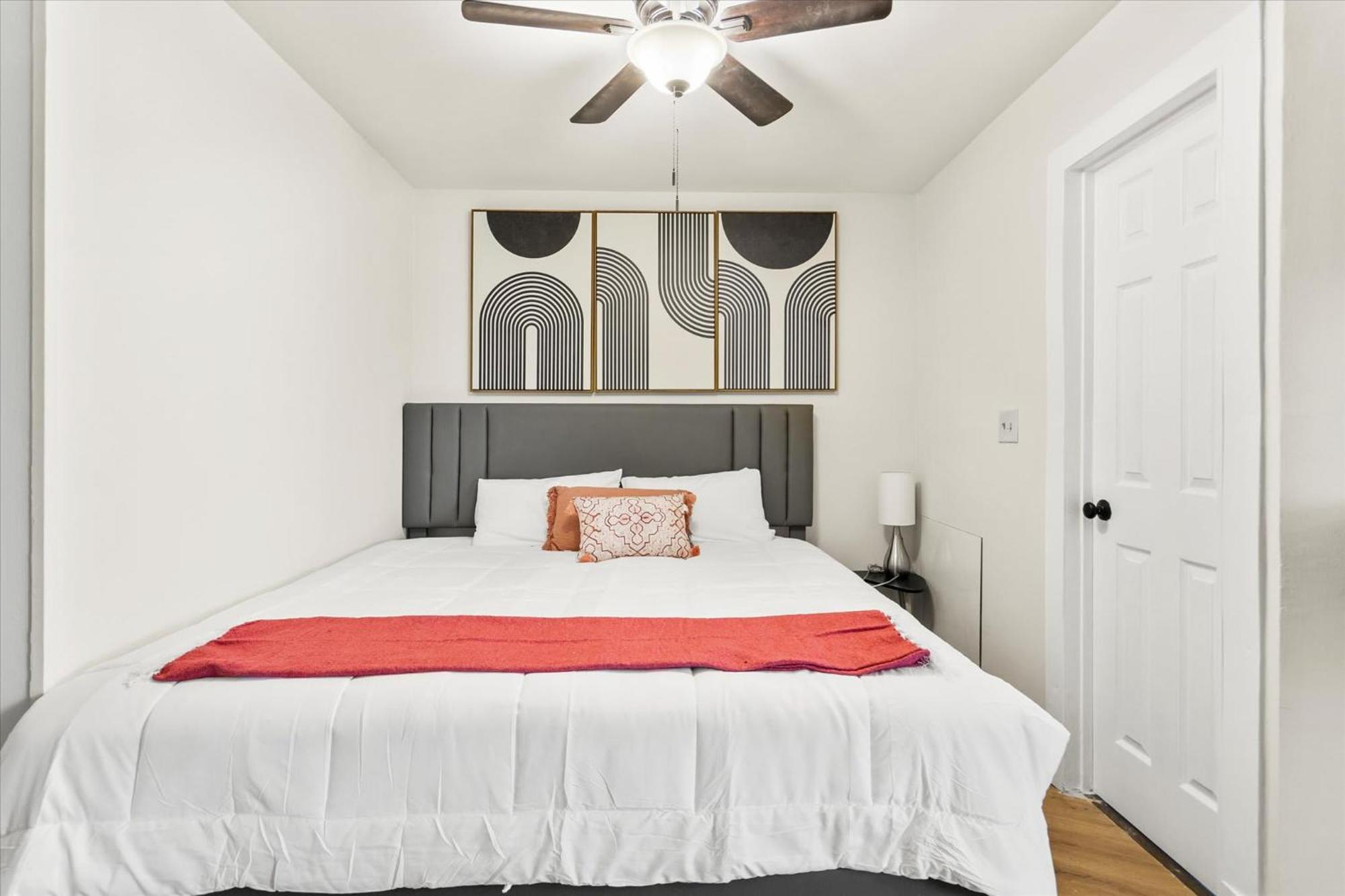 Modern Studio Apartment Near Merrimack Park ฮันต์สวิลล์ ภายนอก รูปภาพ